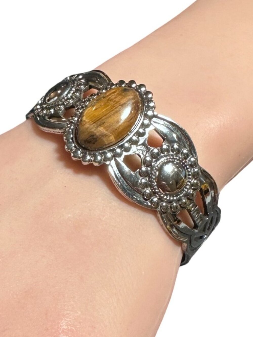 Boho Style Cuff Bracelet Silver Tone Lucky Tigers Eye Center Womens Jewelry NWOT
